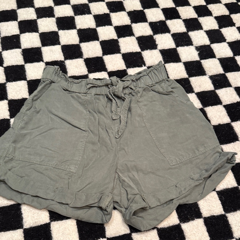 Aerie Olive Green paperbg Women's Shorts